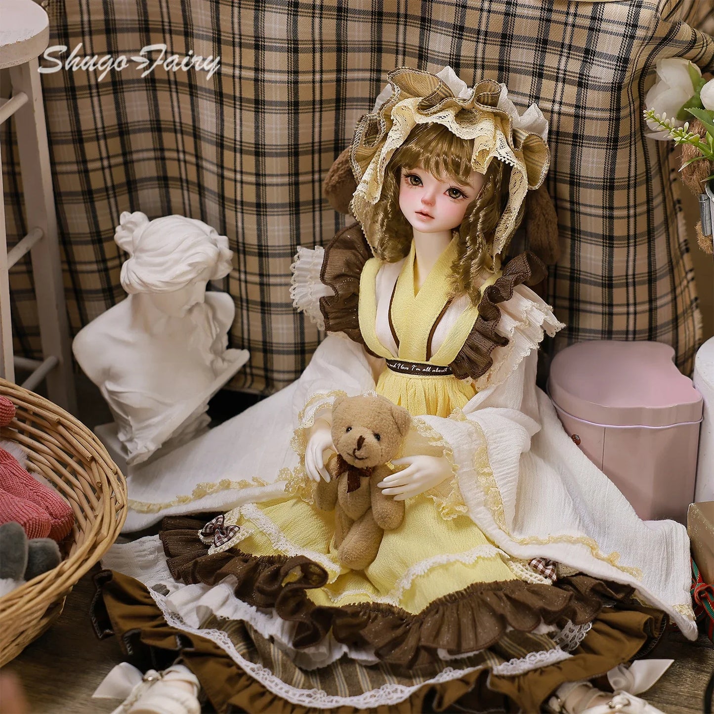 ShugaFairy Lynn F 1/4 BJD Lolita Doll - Poseable Bariy Body Full Set Yellow Fashion Dolls